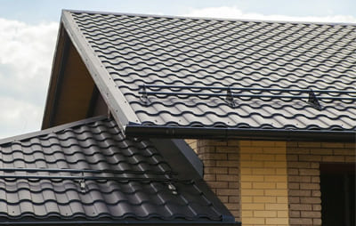 Инструкция монтажа металлочерепицы на крышу