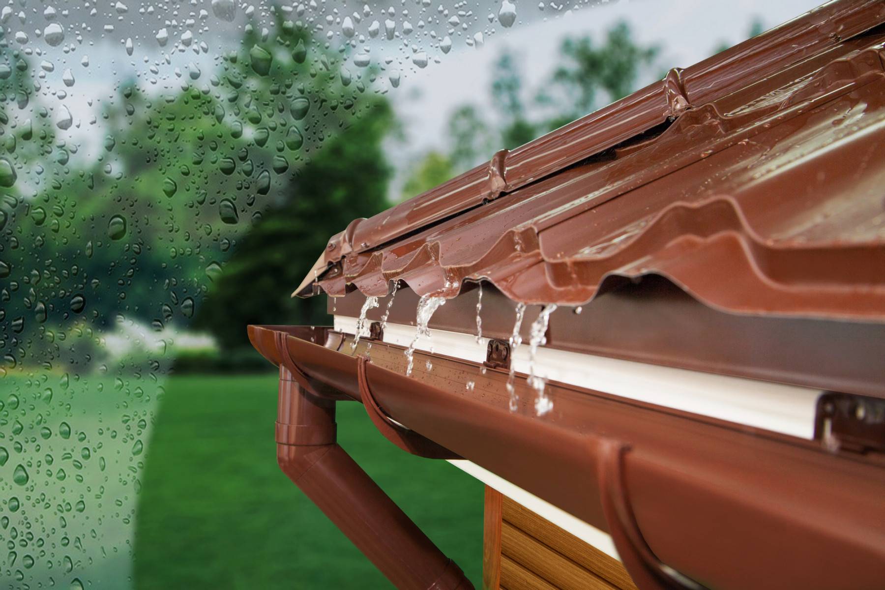 Защита крыши от дождя