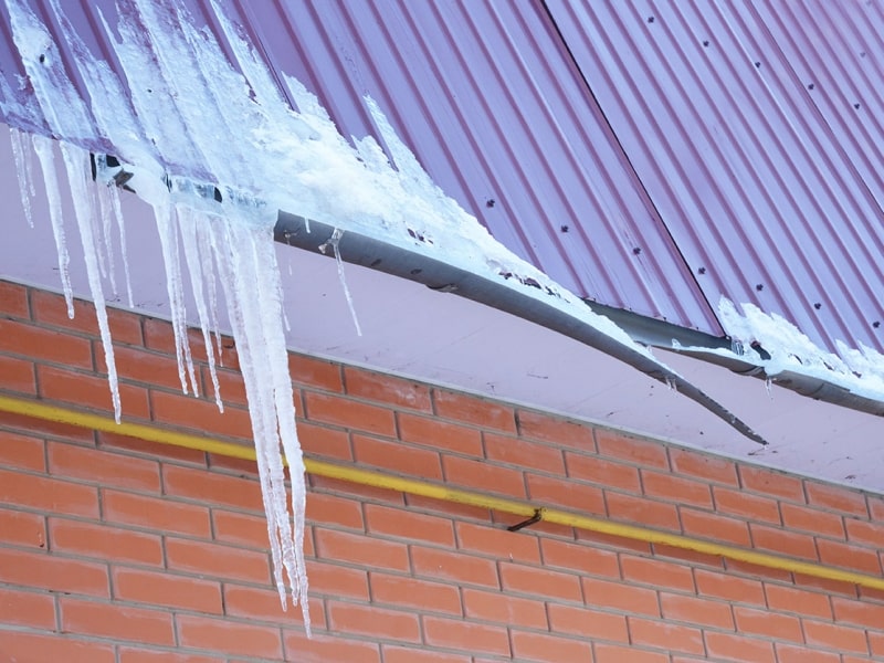 Защита крыши от снеговой нагрузки